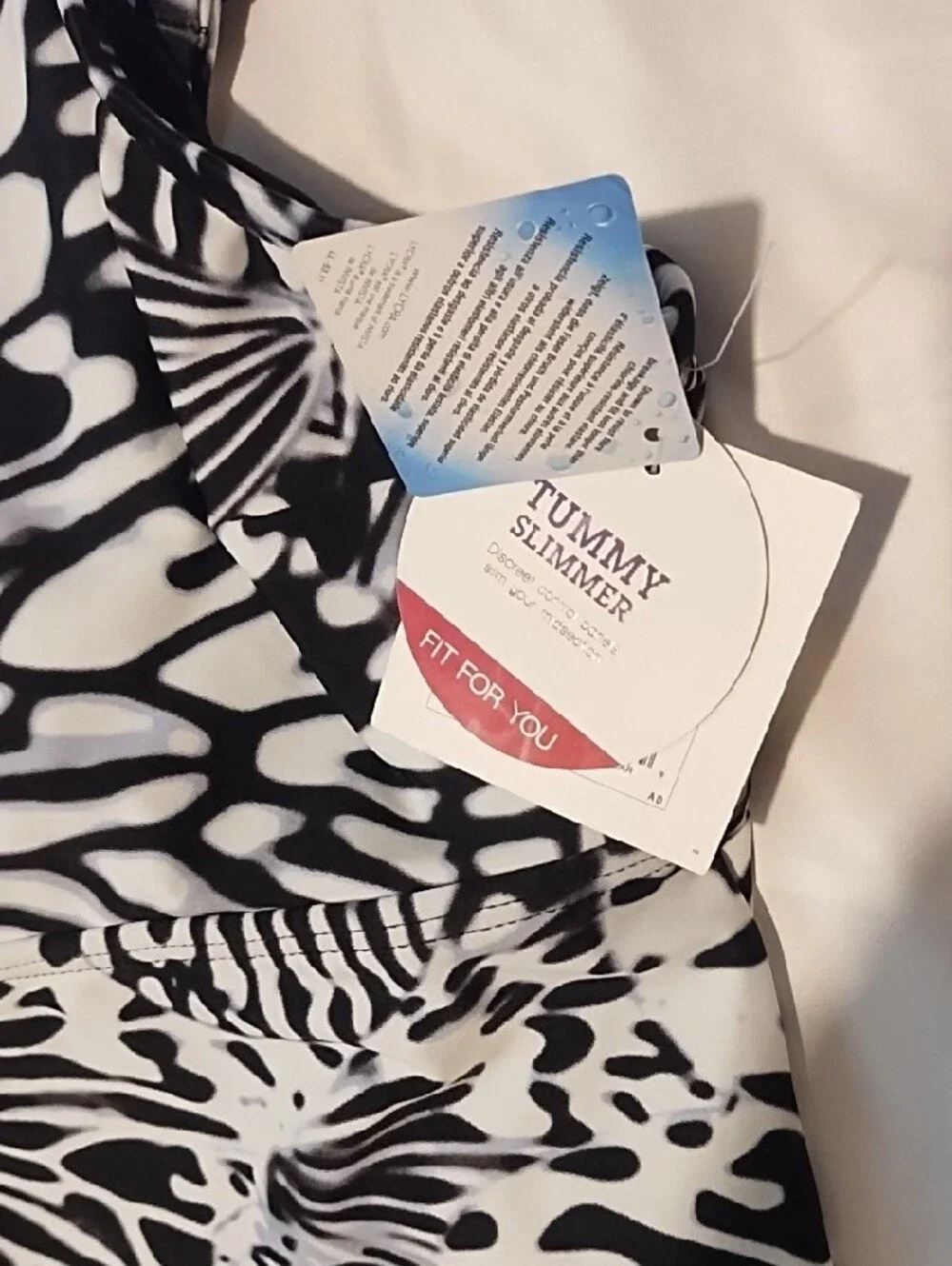 croft & barrow Abstract Black and White Butterfly-Print Tankini. NWT